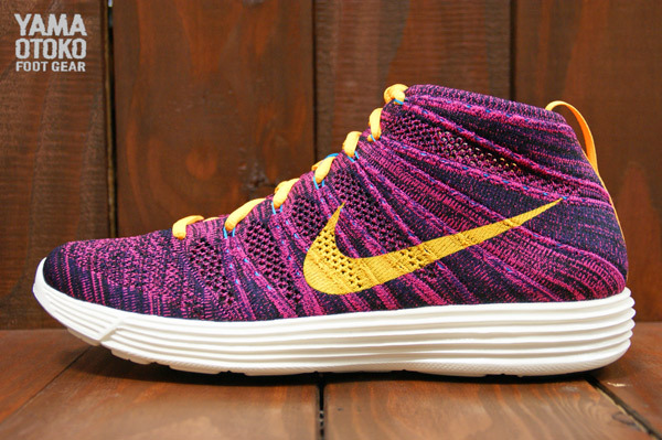 Nike flyknit deals chukka purple