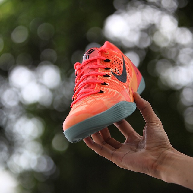 Kobe 9 2024 peach mango