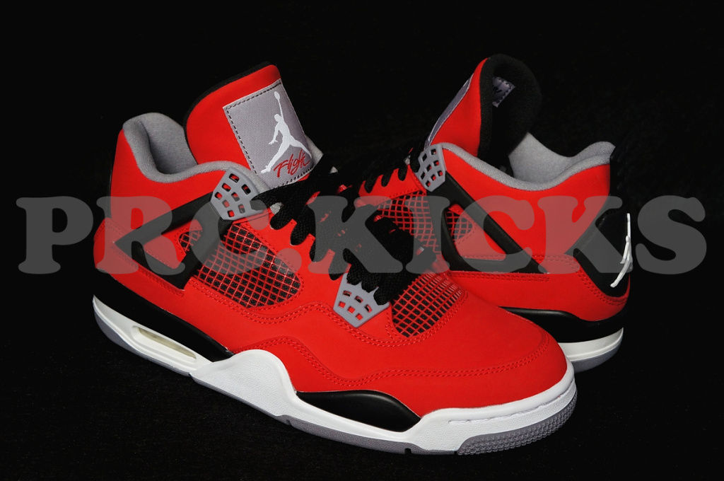 Air Jordan IV 4 Fire Red White Black 308497-603 (1)