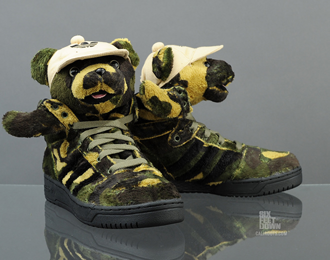 jeremy scott camo bear