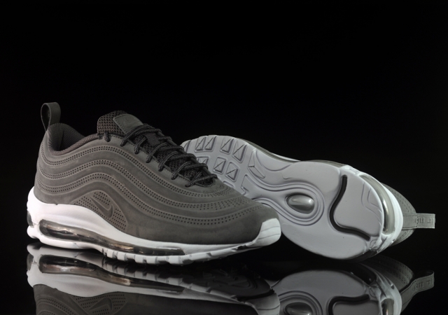 Air max clearance 97 cvs black