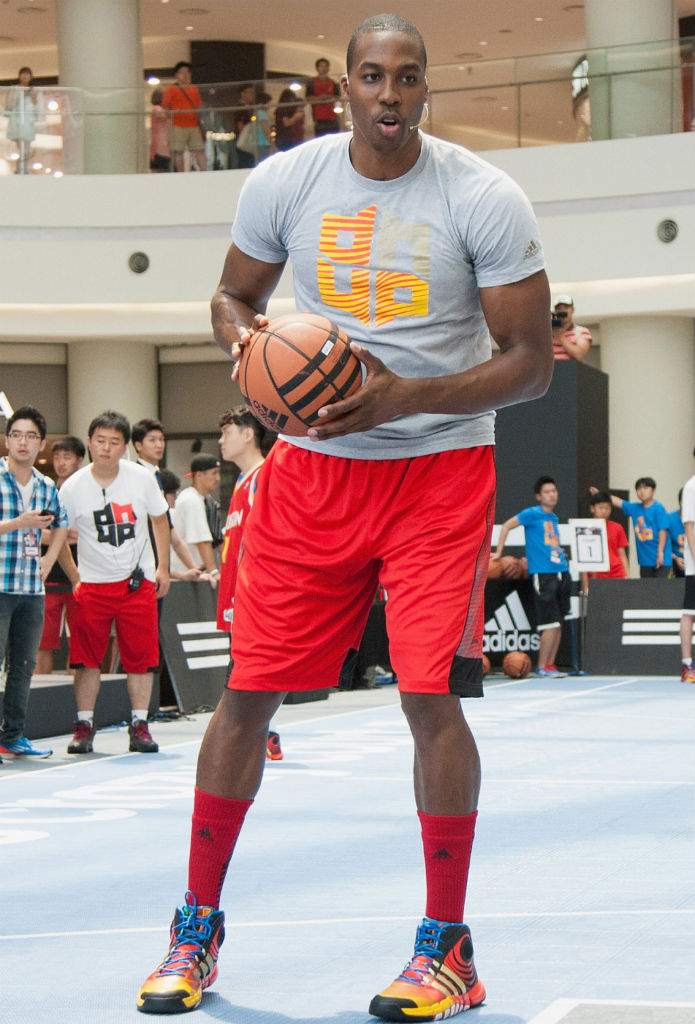 Dwight Howard Wearing "World Tour" adidas D Howard 4 In Seoul (9)