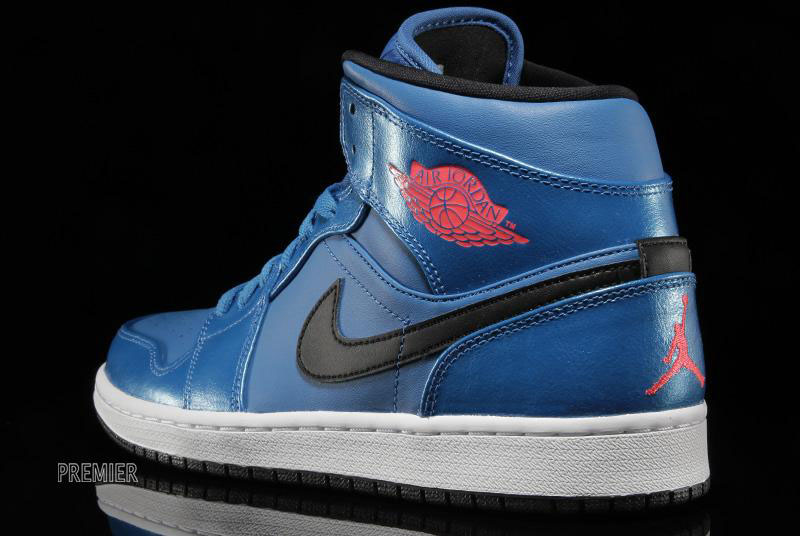 sport blue 1s