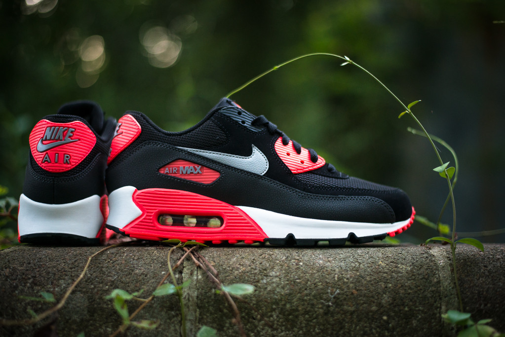 air max 90 red black grey white