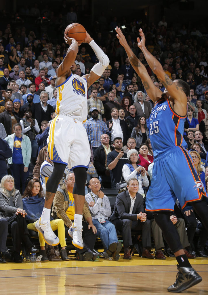 Andre Iguodala Hits Game-Winner in Nike Hyperfuse 2012 Low (1)