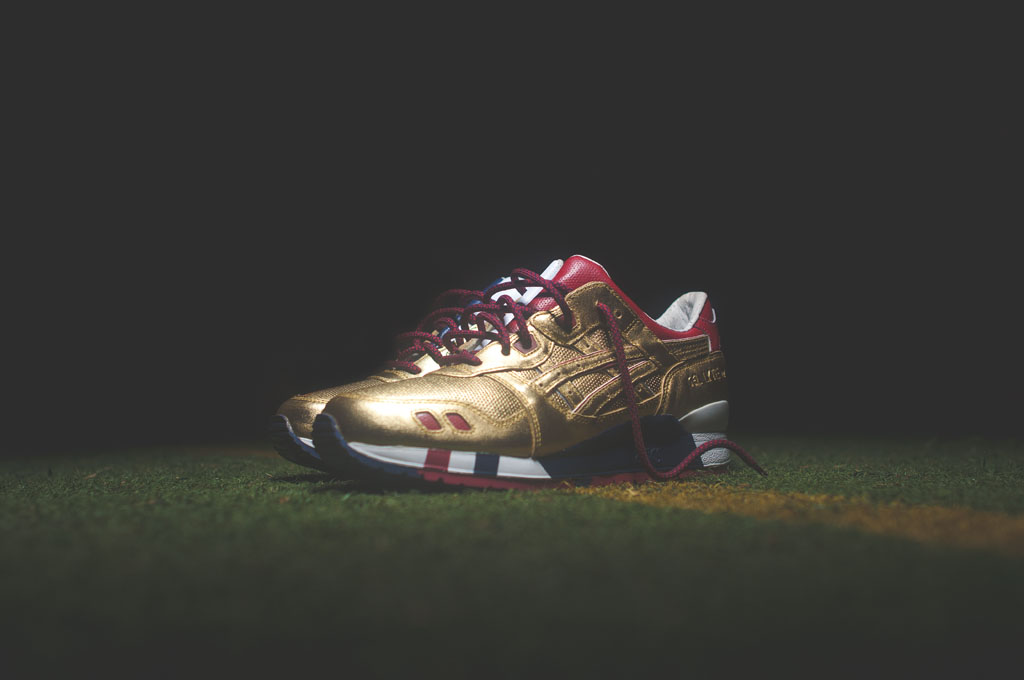 Ronnie Fieg x ASICS KITH Football Equipment Pack (3)