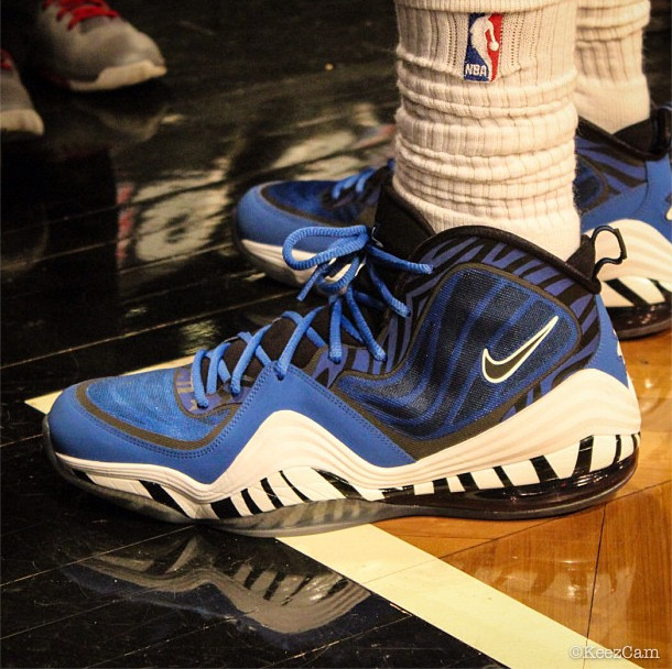 Deron Williams Wears Blue Penny V For Autism Awareness Month
