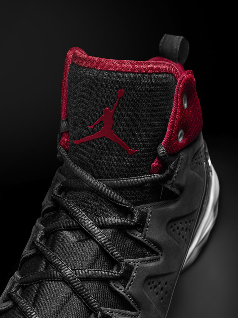 Jordan Melo M10 // Black/Red (2)