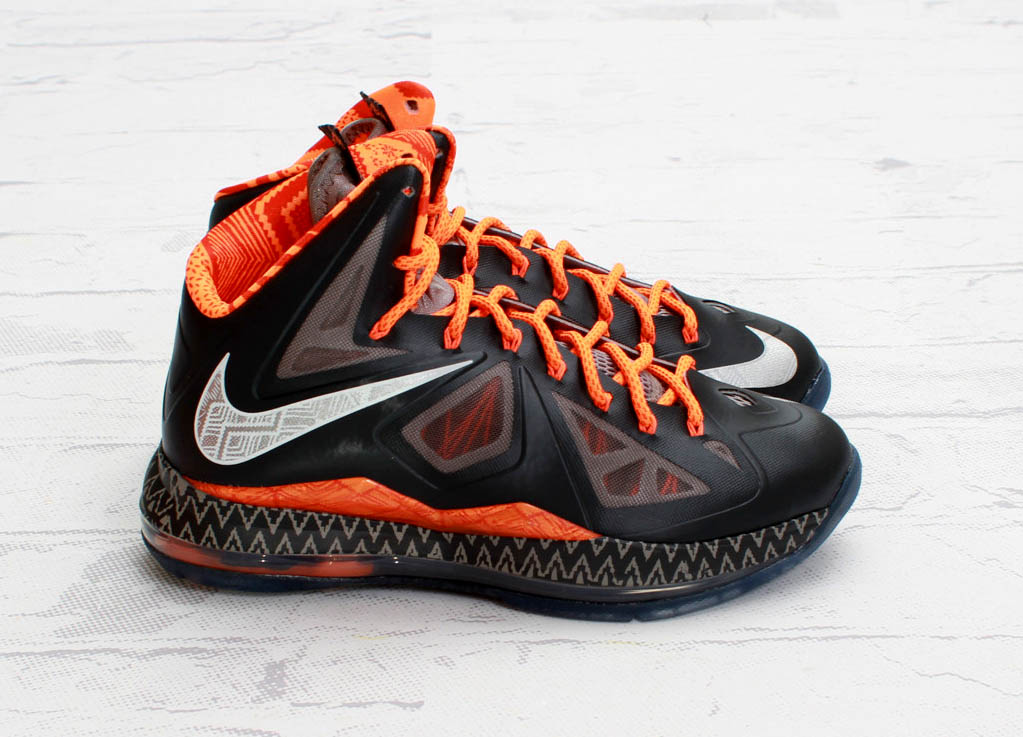 Lebron bhm store shoes