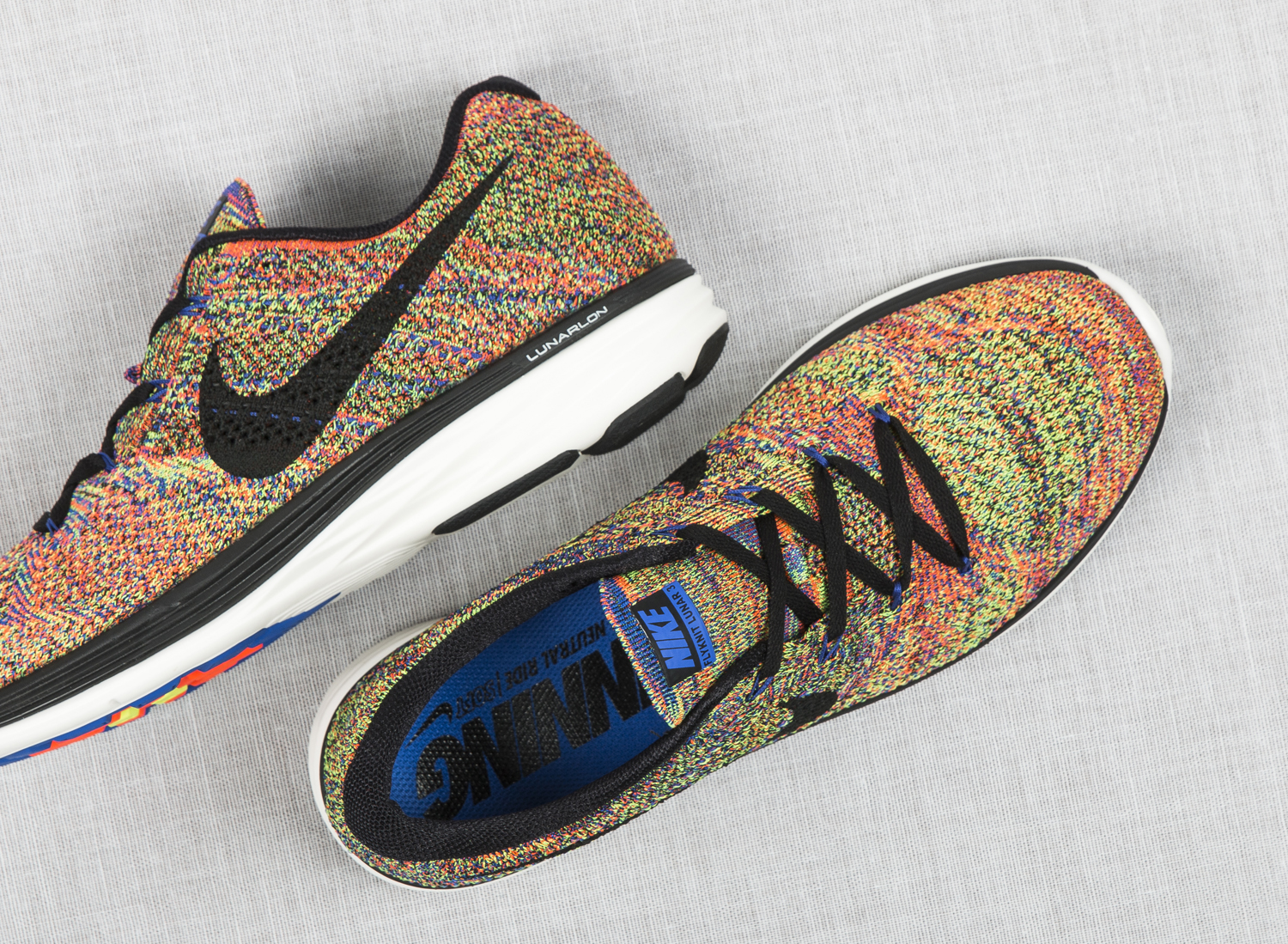 nike flyknit multicolor lunar