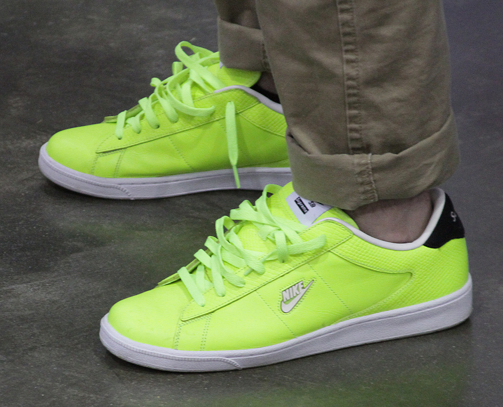 supreme nike tennis classic