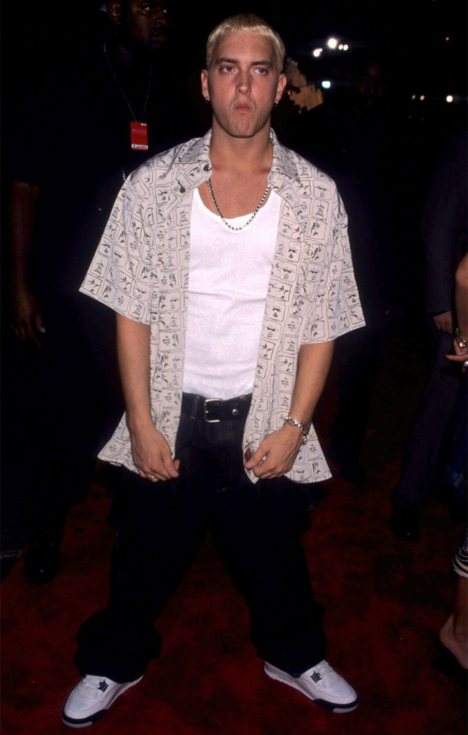 14 Great Sneaker Moments in MTV VMA History