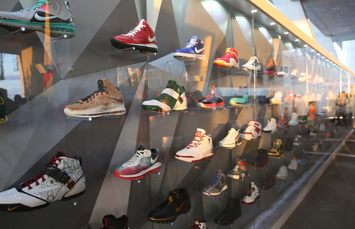 Nike LeBron James 11/11 Experience Event Photos (22)