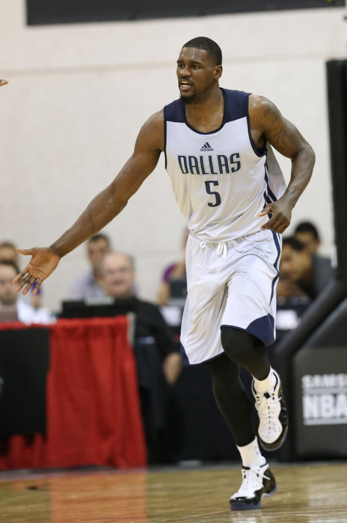 Bernard James wearing Nike Air Foamposite One Concord