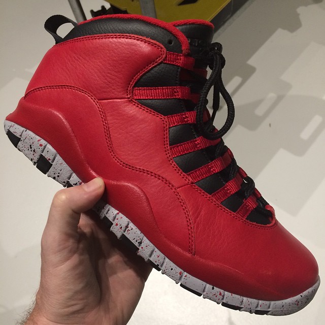 Gym on sale red 10s