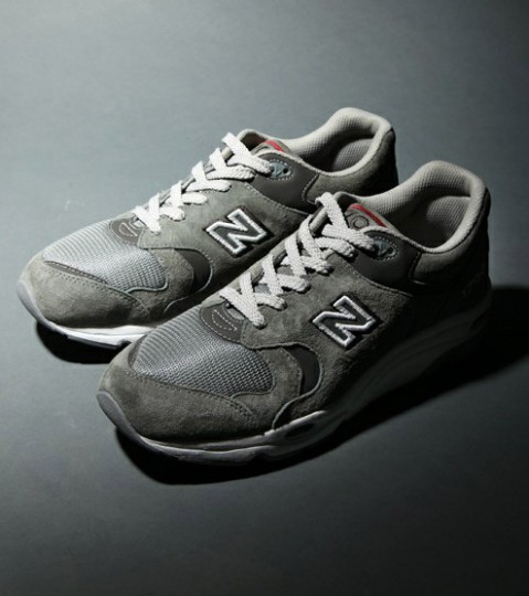 Briefing x Beauty & Youth x New Balance CM1700 and Luggage Collection 9