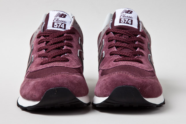 new balance 574 core burgundy