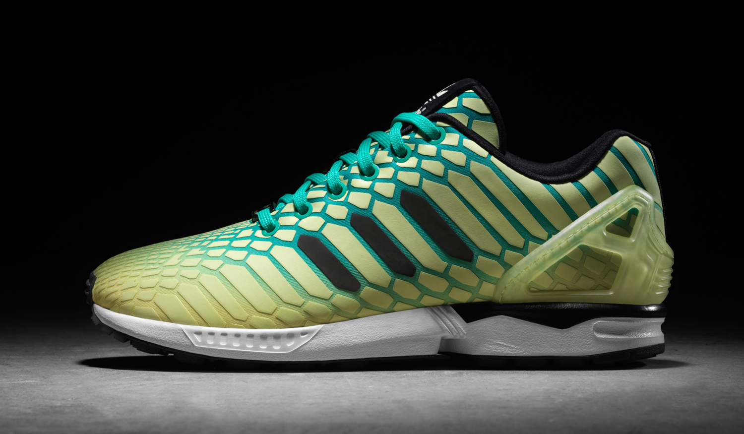 adidas torsion glow in the dark