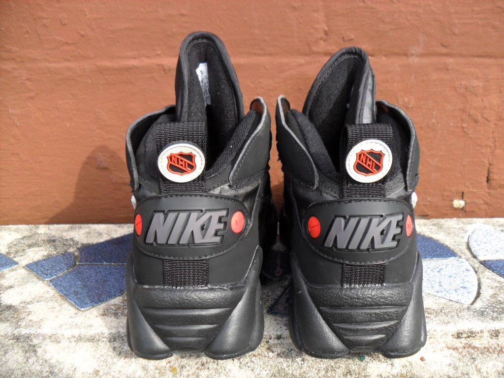 nike street hockey shoes