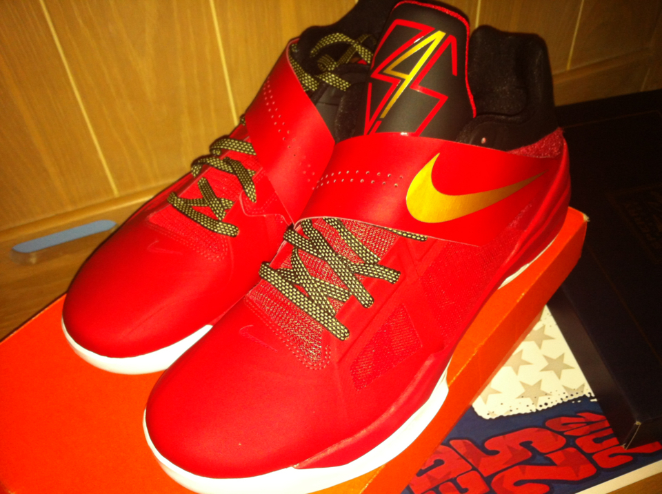 kd 4 elite red