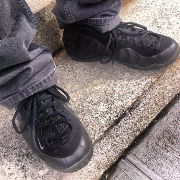 dark army foamposite