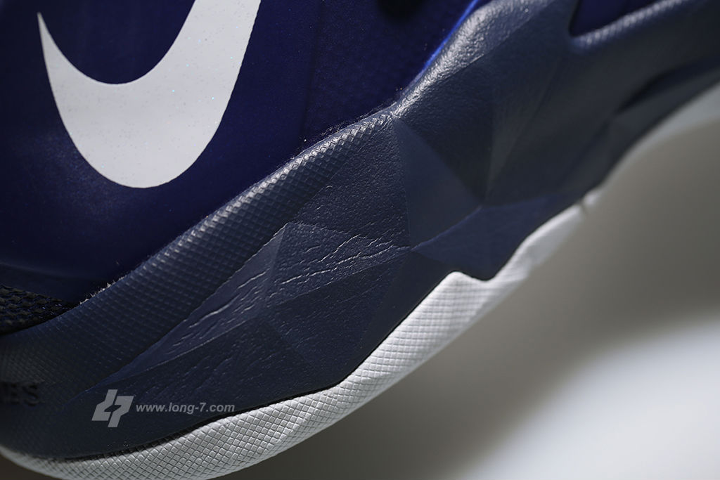 Nike Zoom Soldier VII Deep Royal Sample (10)