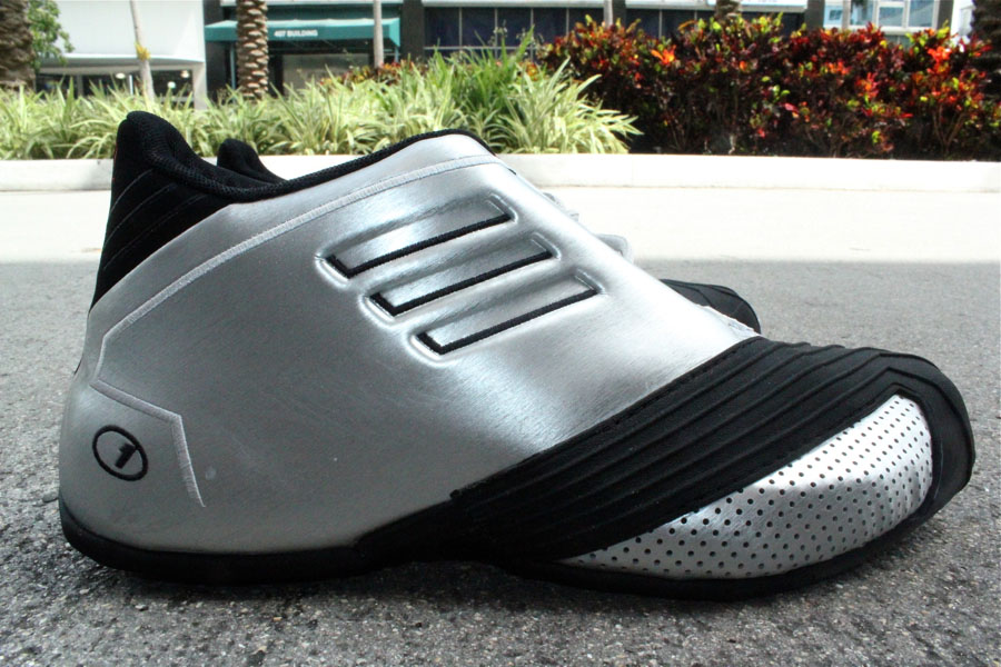 Adidas basketball store shoes 2002