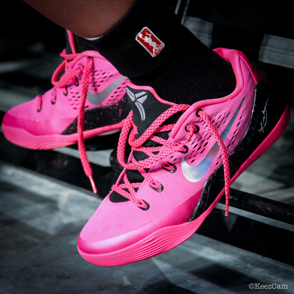 Nike Kobe IX 9 EM Kay Yow Breast Cancer Awareness (2)