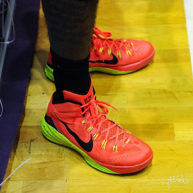 Kyrie Irving Wearing Nike Hyperdunk 