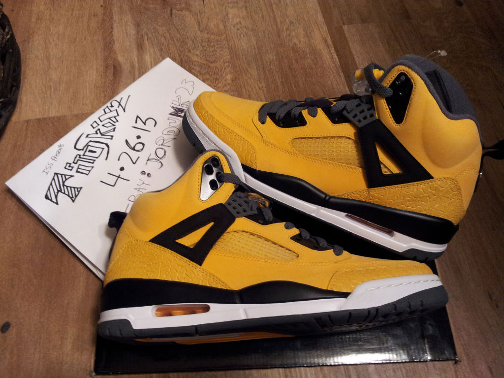 Jordan spizike cheap black university gold