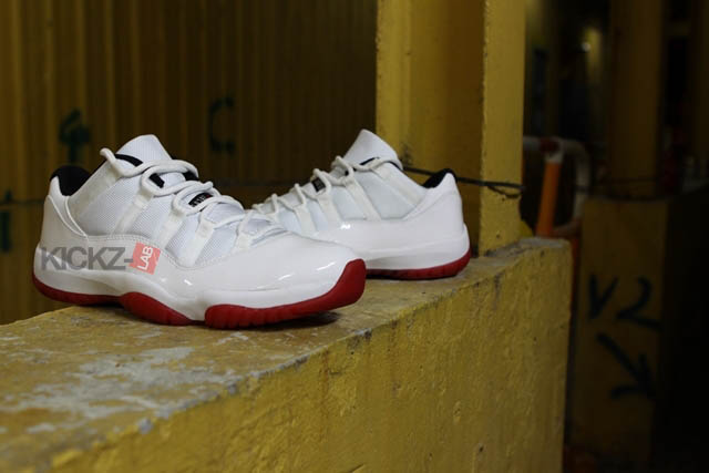 Jordan retro 11 low on sale boys