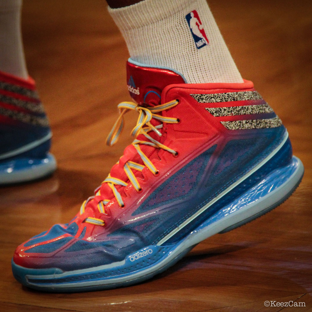 Chauncey Billups wearing adidas Crazy Light 3