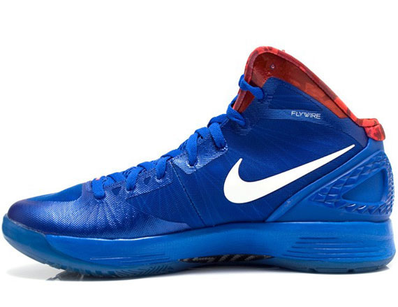 Nike Zoom Hyperdunk 2011 - Blake Griffin Road PE Sole Collector
