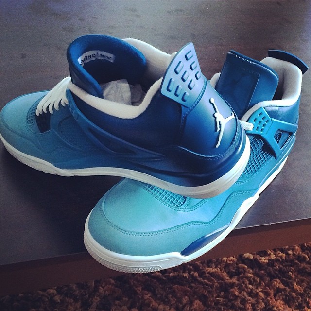 50 Cent Picks Up Air Jordan IV 4 Custom