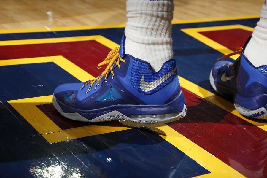 LeBron James Nike LeBron Ambassador 7 Blue PE (1)