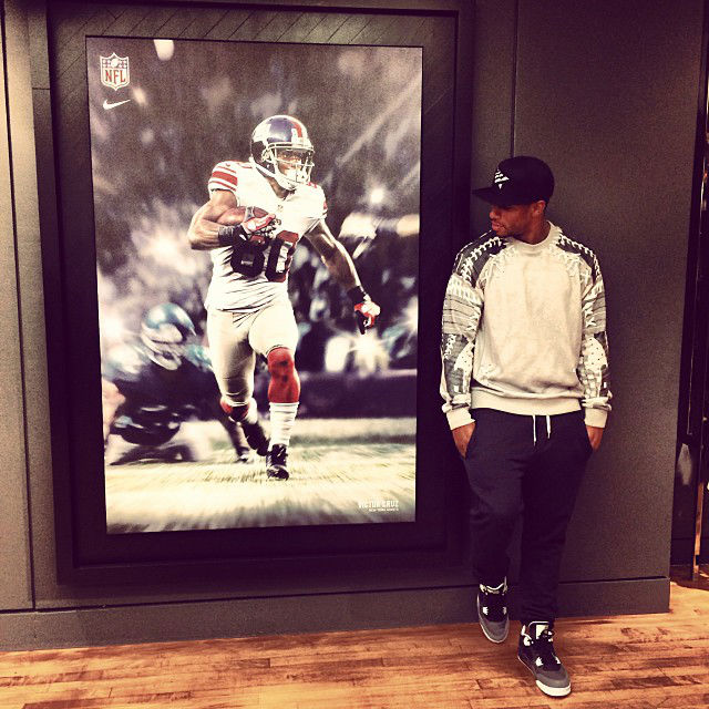 Victor Cruz wearing Air Jordan 4 IV Retro Fear Pack