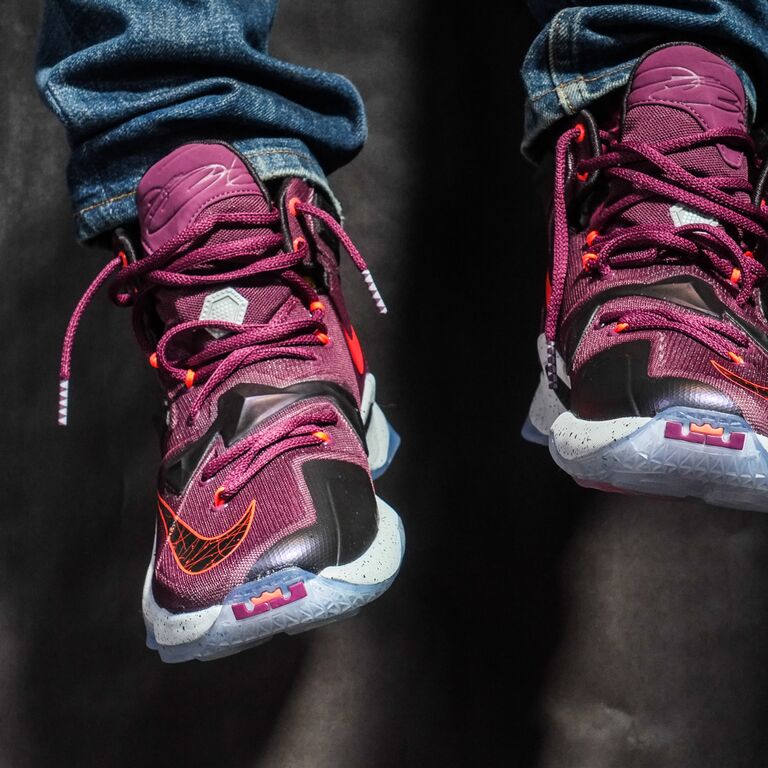 Nike LeBron 13 Berry On-Foot 807219-500 (2)
