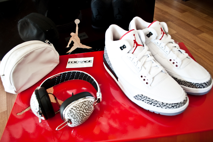 Jordan Brand x Skullcandy Cement Jordan 3 Pack