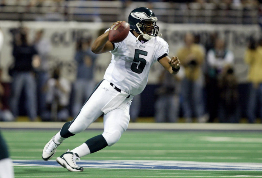 Donovan McNabb Wearing Air Jordan IX 9 Retro Turf PE (1)