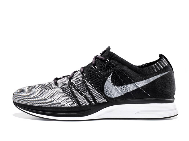 nike flyknit trainer 10.5