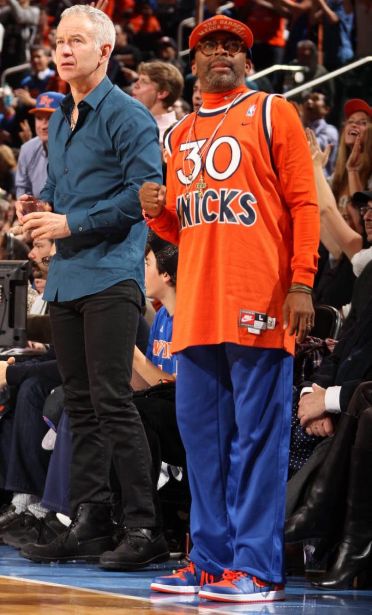 jordan 1 knicks on feet