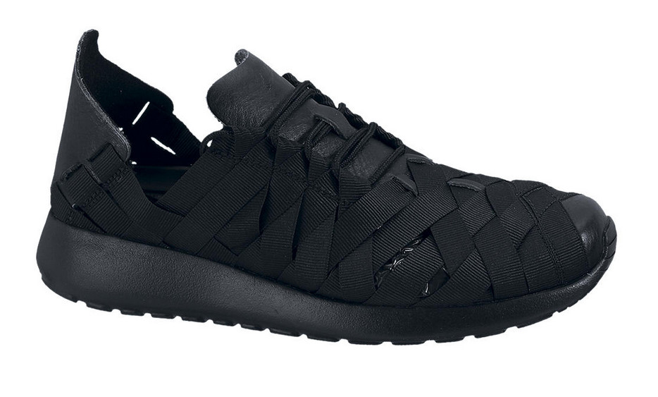Nike Roshe Run Woven WMNS - Black / Black | Sole Collector