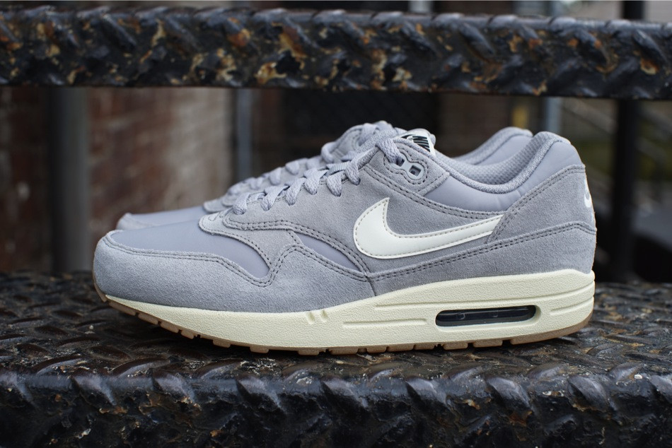 nike air max 1 essential suede pack