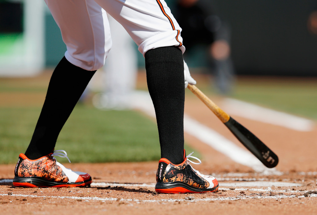 What Pros Wear: Adam Jones' Nike Huarache Elite Batting Gloves (PE) - What  Pros Wear