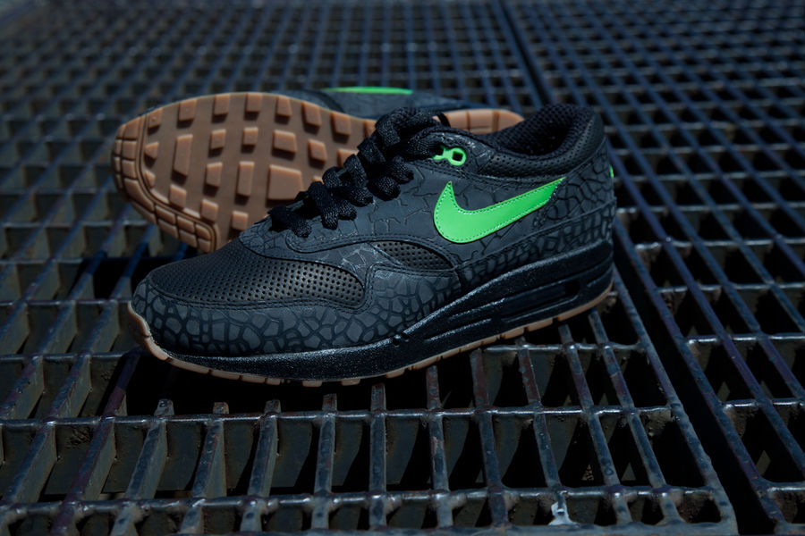 Spotlight // Pickups of the Week 5.5.13 - Nike Air Max 1 Premium HufQuake by PBSthePhotographer