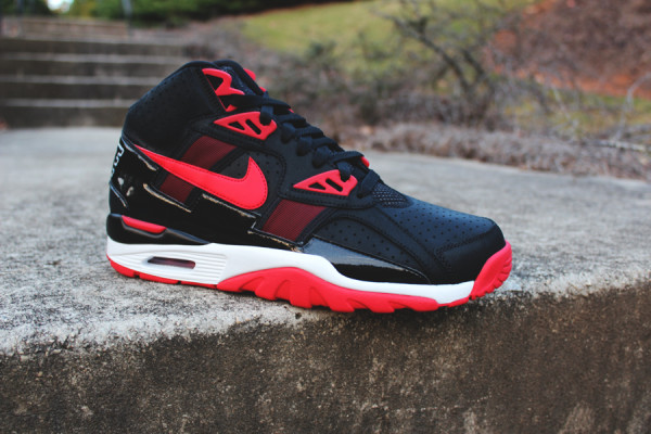 nike air trainer sc bred