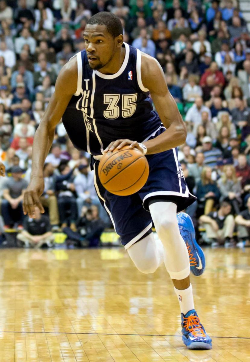 SoleWatch: Kevin Durant Finally Wore the Nike KD 7 (For One Quarter)