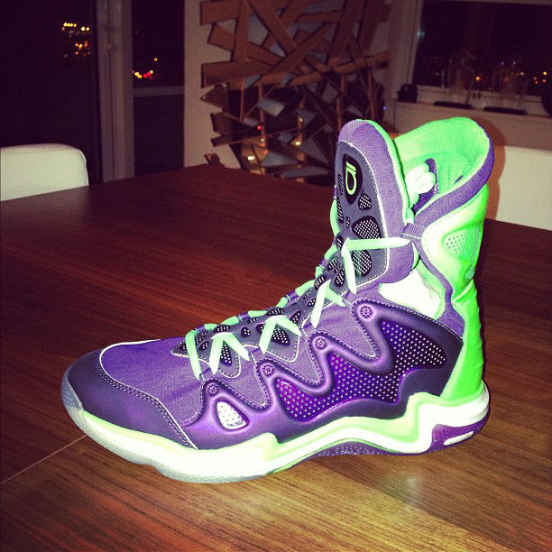 Under Armour Charge BB Brandon Jennings Bucks Retro Night PE