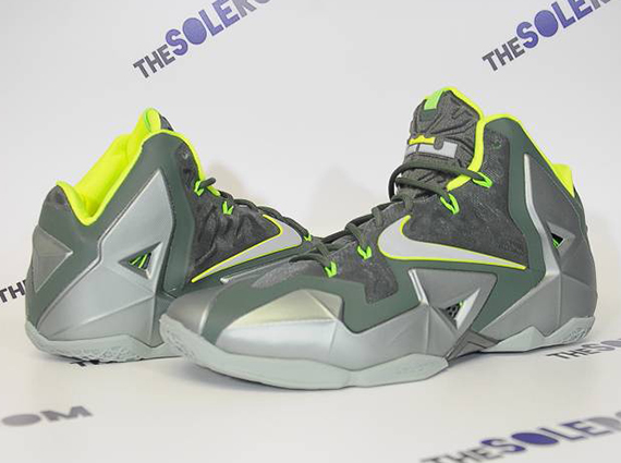 nike James Lebron 11 Zilver