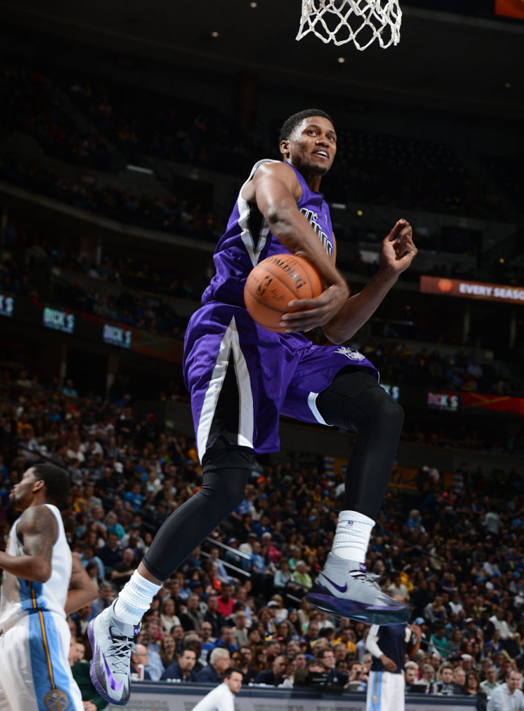 Rudy Gay wearing Nike Zoom HyperRev Kings Grey PE